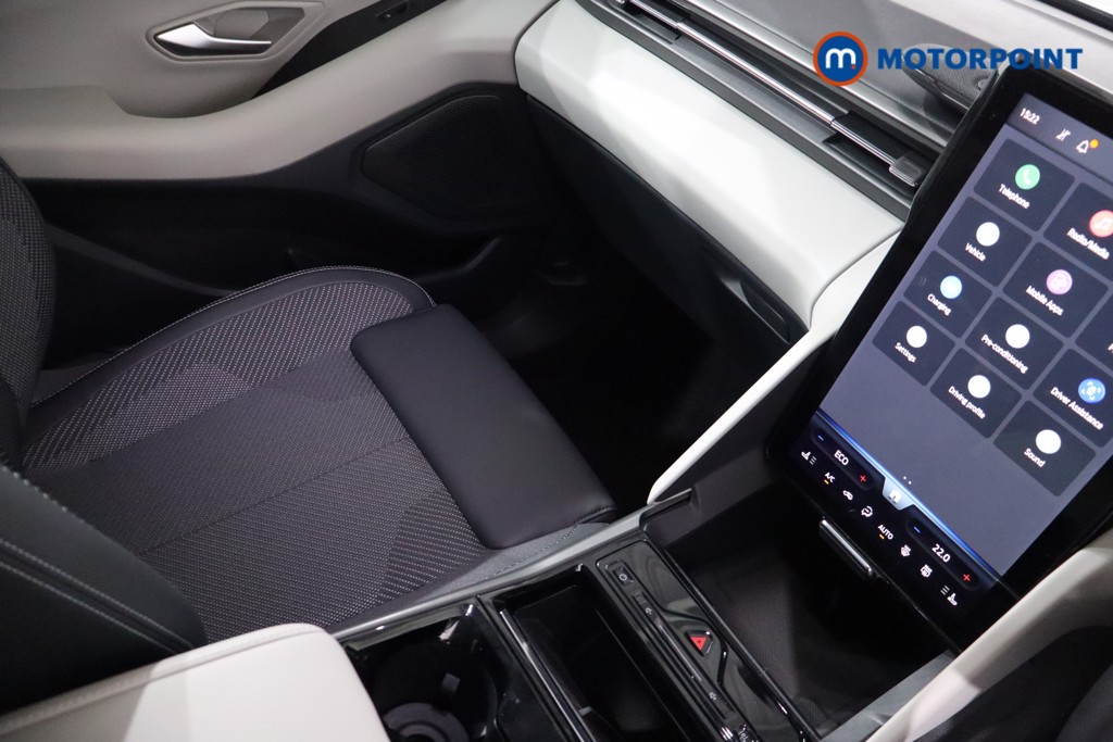 Ford Explorer Select Automatic Electric SUV - Stock Number (1549589) - 16th supplementary image