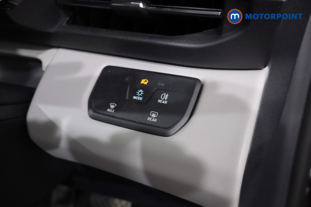 Ford Explorer Select Automatic Electric SUV - Stock Number (1549589) - 19th supplementary image