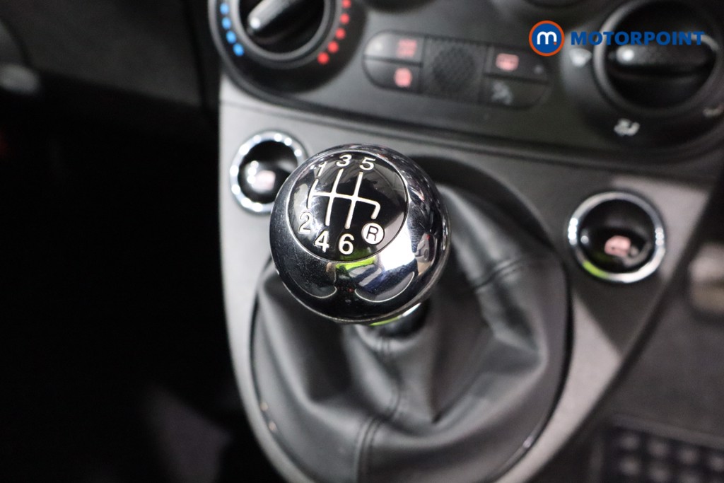 Fiat 500 Sport Manual Petrol-Electric Hybrid Hatchback - Stock Number (1550085) - 16th supplementary image