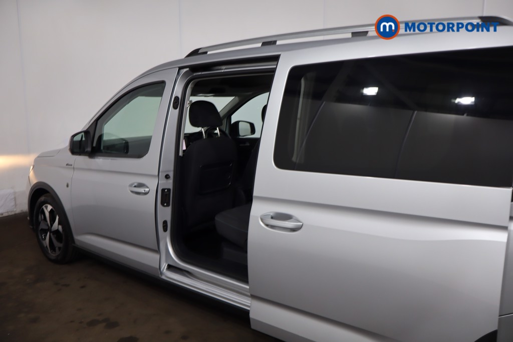 Ford Tourneo Connect Active Automatic Diesel People Carrier - Stock Number (1550462) - 31st supplementary image