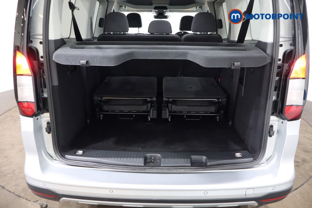 Ford Tourneo Connect Active Automatic Diesel People Carrier - Stock Number (1550462) - 33rd supplementary image