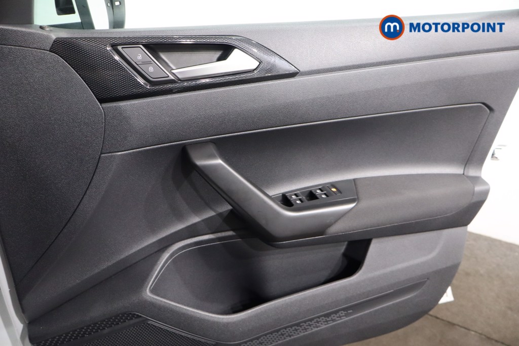 Volkswagen Taigo Life Manual Petrol SUV - Stock Number (1550964) - 20th supplementary image