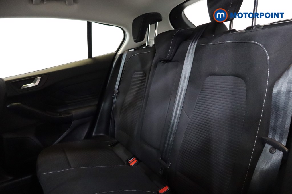 Ford Focus Titanium Manual Petrol Hatchback - Stock Number (1539645) - 11th supplementary image