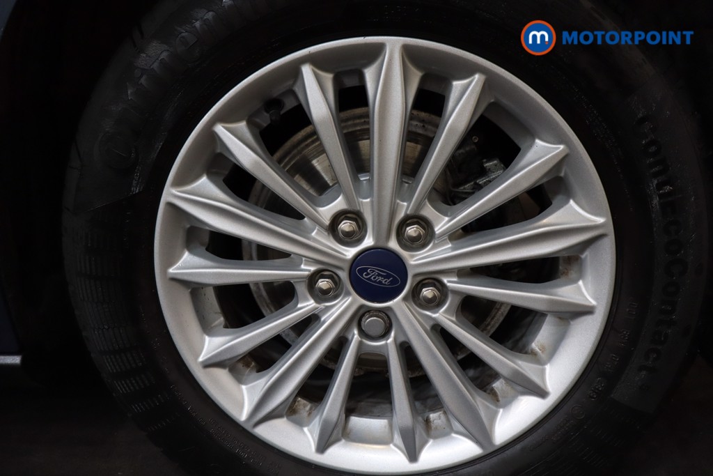 Ford Focus Titanium Manual Petrol Hatchback - Stock Number (1539645) - 15th supplementary image