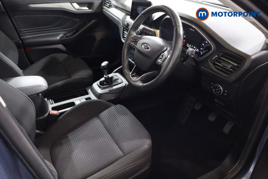 Ford Focus Titanium Manual Petrol Hatchback - Stock Number (1539645) - 1st supplementary image