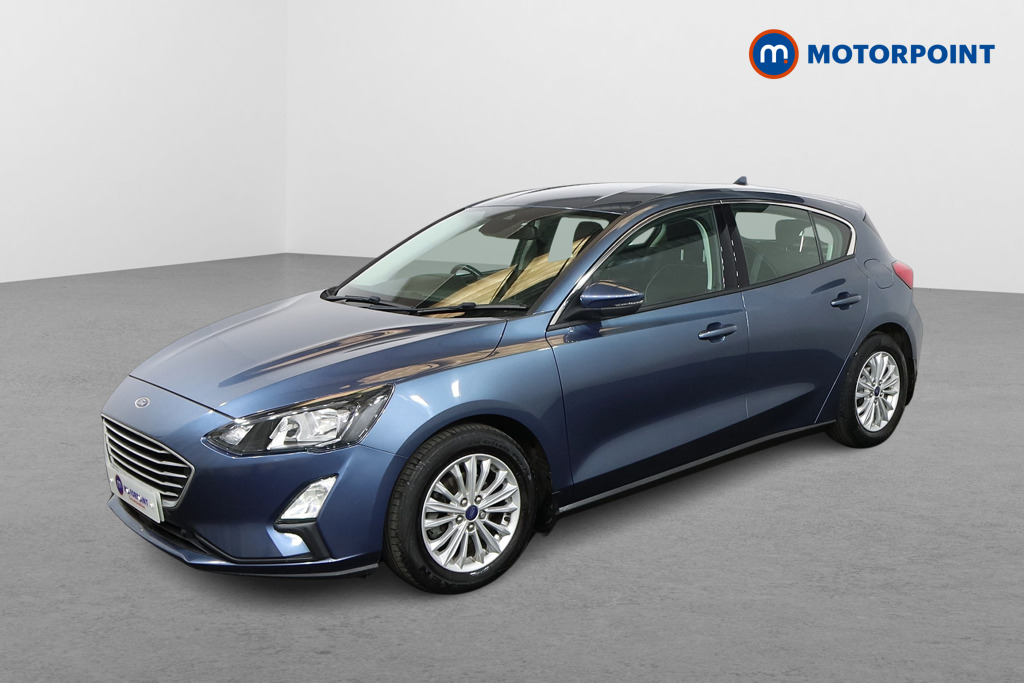 Ford Focus Titanium Manual Petrol Hatchback - Stock Number (1539645) - Passenger side front corner