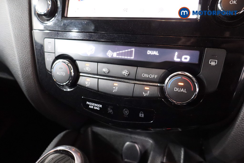 Nissan Qashqai Acenta Premium Automatic Petrol SUV - Stock Number (1541138) - 14th supplementary image
