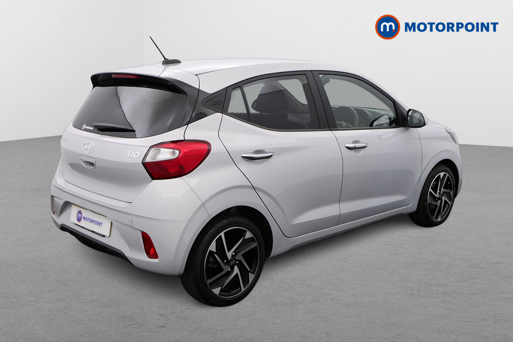 Hyundai I10 Premium Automatic Petrol Hatchback - Stock Number (1547679) - Drivers side rear corner