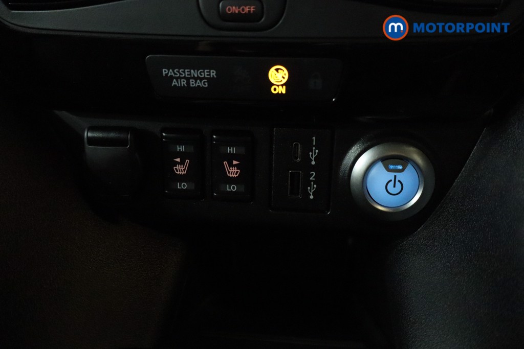 Nissan Leaf N-Connecta Automatic Electric Hatchback - Stock Number (1548763) - 9th supplementary image
