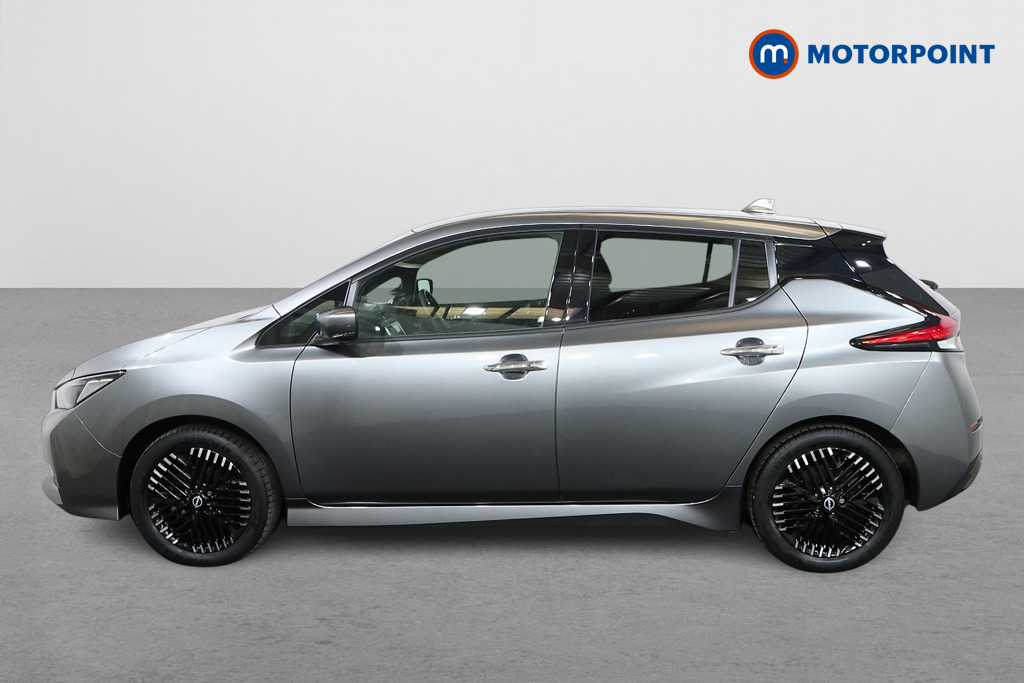 Nissan Leaf N-Connecta Automatic Electric Hatchback - Stock Number (1548763) - Passenger side