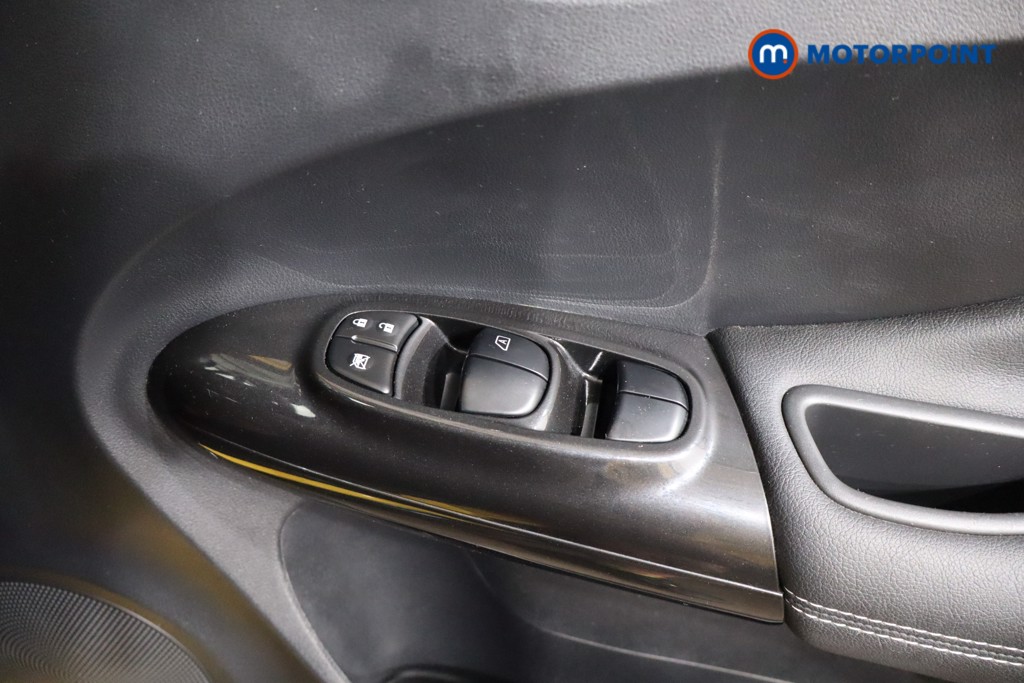 Nissan Juke Tekna Automatic Petrol SUV - Stock Number (1550393) - 21st supplementary image