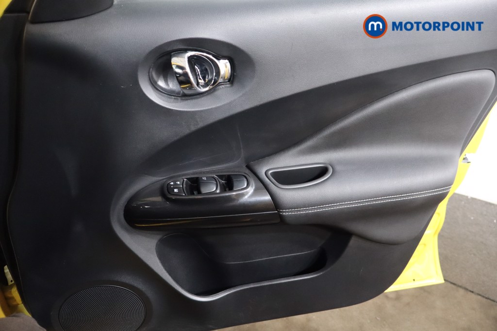 Nissan Juke Tekna Automatic Petrol SUV - Stock Number (1550393) - 22nd supplementary image