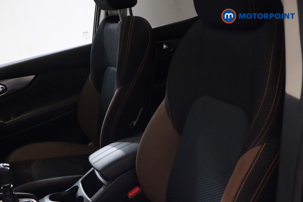 Nissan Qashqai N-Motion Manual Petrol SUV - Stock Number (1527183) - 8th supplementary image