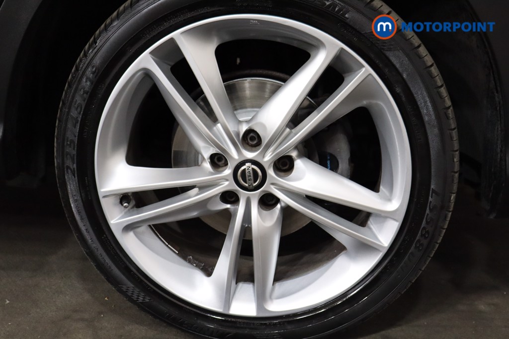 Nissan Qashqai N-Motion Manual Petrol SUV - Stock Number (1527183) - 13th supplementary image