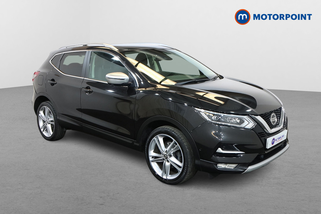 Nissan Qashqai N-Motion Manual Petrol SUV - Stock Number (1527183) - Drivers side front corner