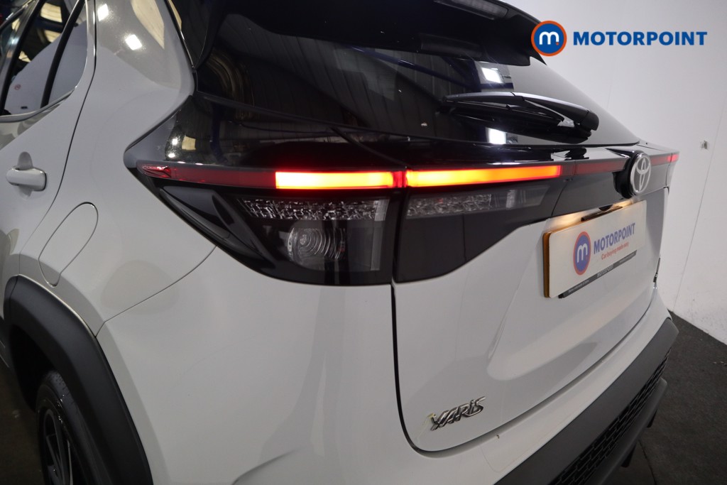 Toyota Yaris Cross Gr Sport Automatic Petrol-Electric Hybrid Estate - Stock Number (1532074) - 19th supplementary image