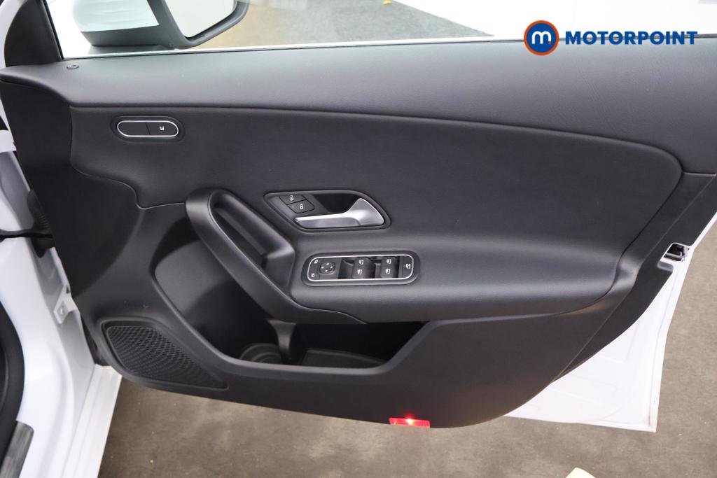 Mercedes-Benz A Class SE Automatic Petrol Hatchback - Stock Number (1532082) - 12th supplementary image