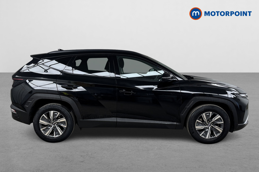 Hyundai Tucson Se Connect Manual Petrol SUV - Stock Number (1536263) - Drivers side