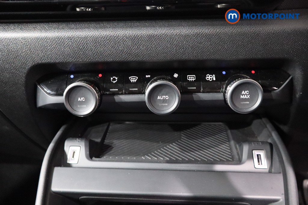 Citroen C4 Shine Automatic Electric Hatchback - Stock Number (1539748) - 17th supplementary image
