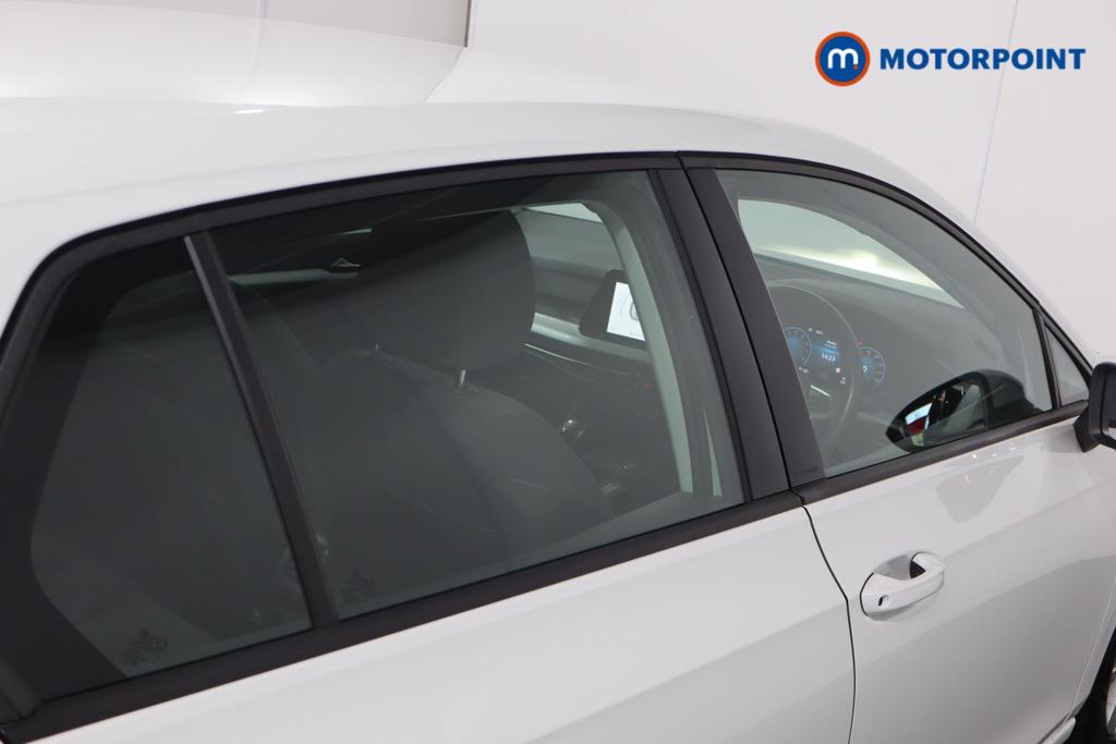 Volkswagen Golf Life Manual Petrol Hatchback - Stock Number (1541943) - 25th supplementary image