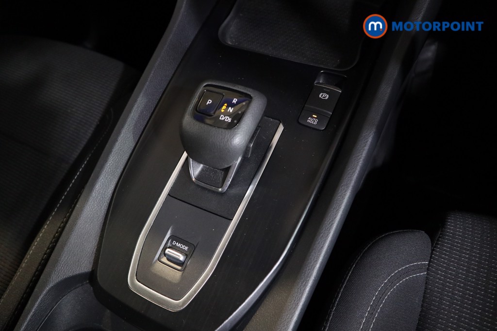 Nissan Qashqai Acenta Premium Automatic Petrol SUV - Stock Number (1542602) - 8th supplementary image