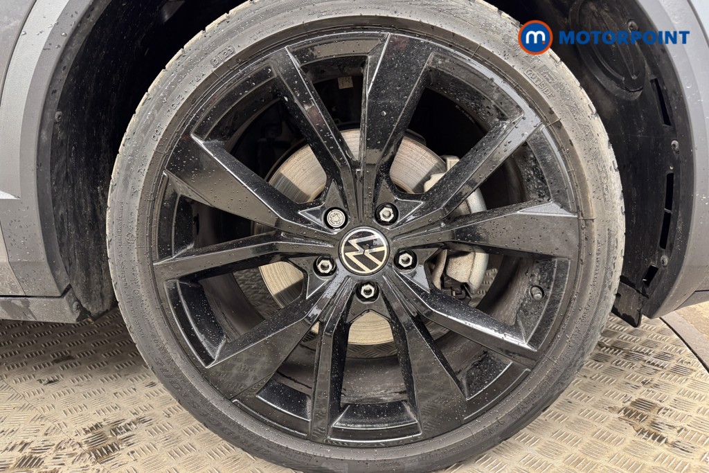 Volkswagen T-Roc R-Line Manual Petrol SUV - Stock Number (1543576) - 23rd supplementary image