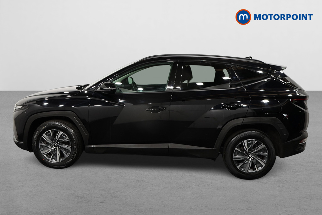 Hyundai Tucson Se Connect Manual Petrol SUV - Stock Number (1544018) - Passenger side