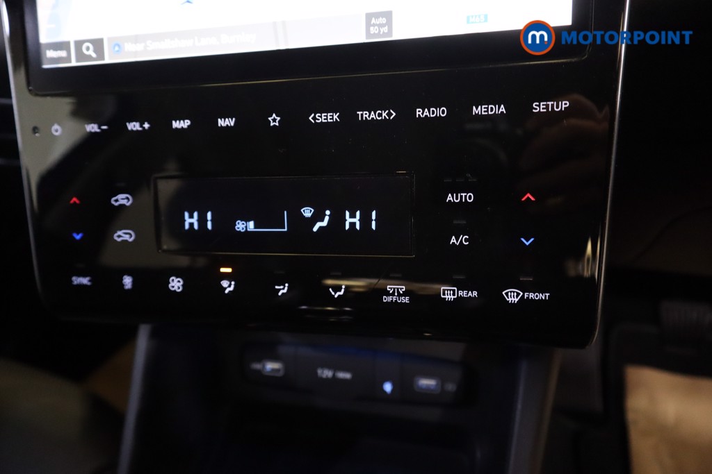 Hyundai Tucson Ultimate Manual Petrol SUV - Stock Number (1544032) - 4th supplementary image