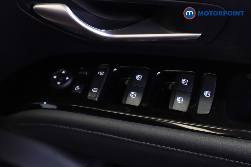 Hyundai Tucson Ultimate Manual Petrol SUV - Stock Number (1544032) - 7th supplementary image