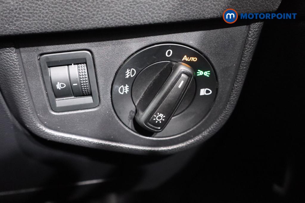 Volkswagen Taigo Life Manual Petrol SUV - Stock Number (1545384) - 8th supplementary image
