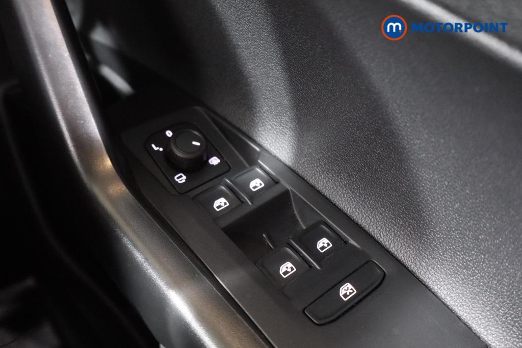 Volkswagen Taigo Life Manual Petrol SUV - Stock Number (1545384) - 9th supplementary image