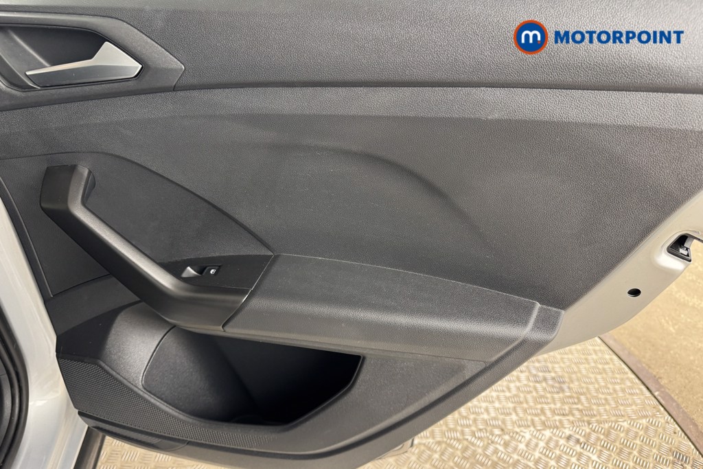 Volkswagen T-Cross SE Manual Petrol SUV - Stock Number (1545408) - 16th supplementary image