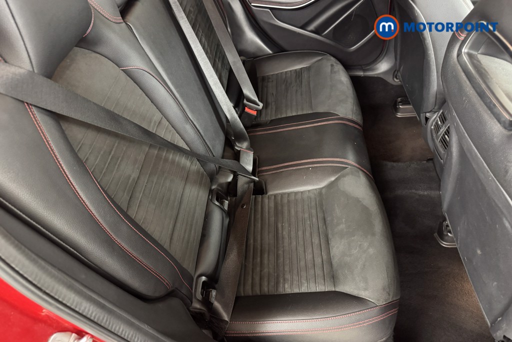 Mercedes-Benz GLA Amg Line Automatic Petrol SUV - Stock Number (1545688) - 4th supplementary image