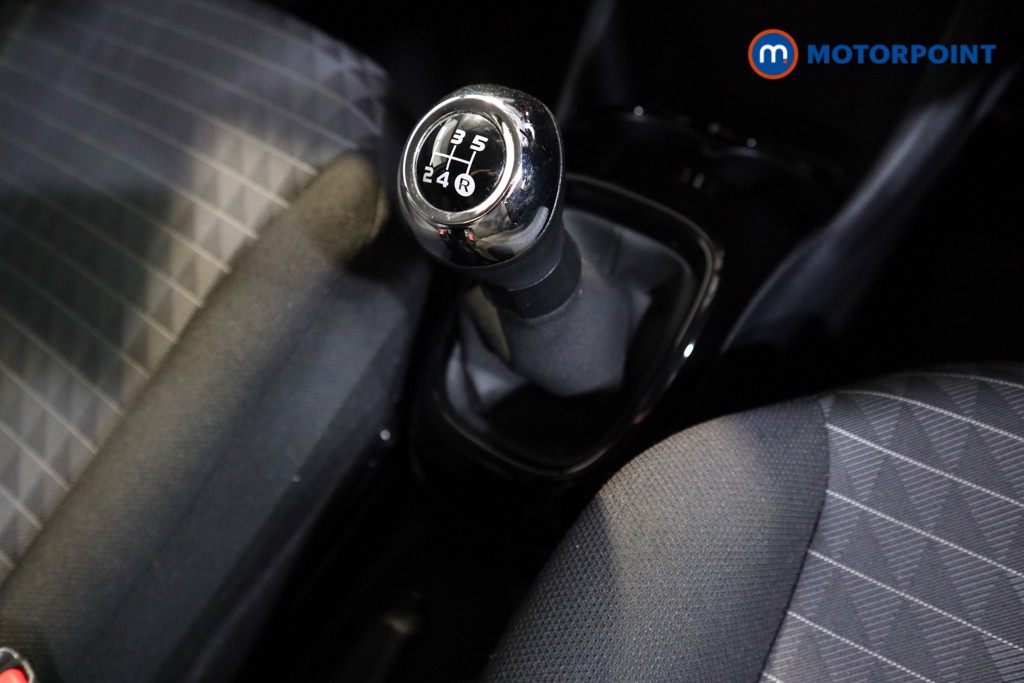 Peugeot 108 Allure Manual Petrol Hatchback - Stock Number (1546018) - 8th supplementary image