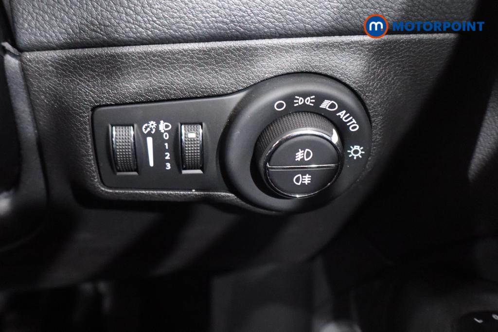 Jeep Compass Night Eagle Manual Petrol SUV - Stock Number (1546553) - 14th supplementary image