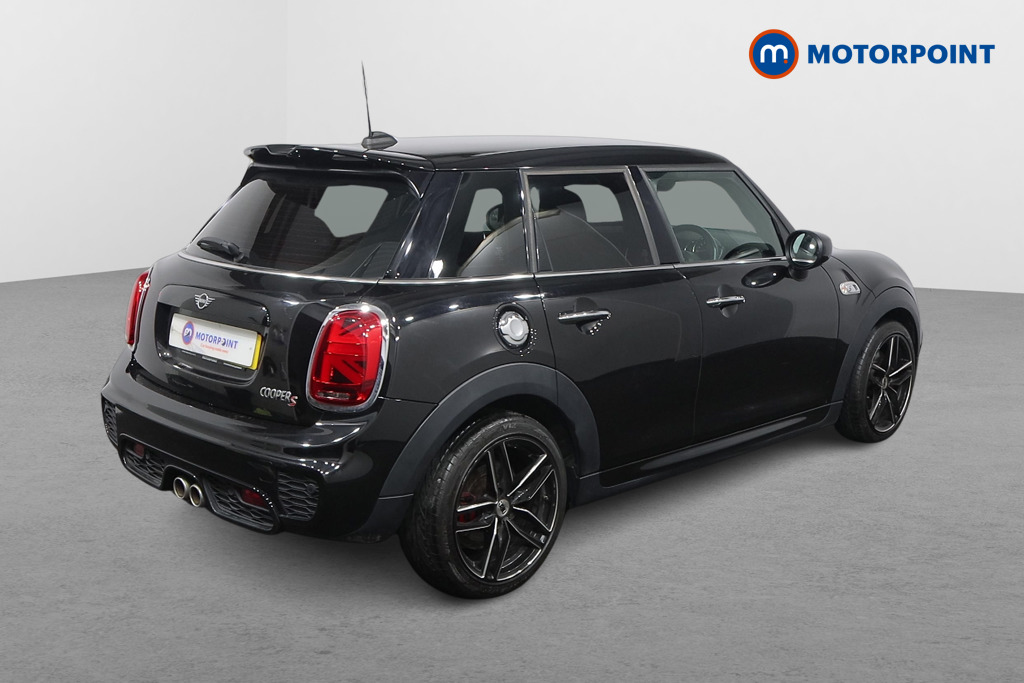 Mini Hatchback Cooper S Sport Manual Petrol Hatchback - Stock Number (1546598) - Drivers side rear corner