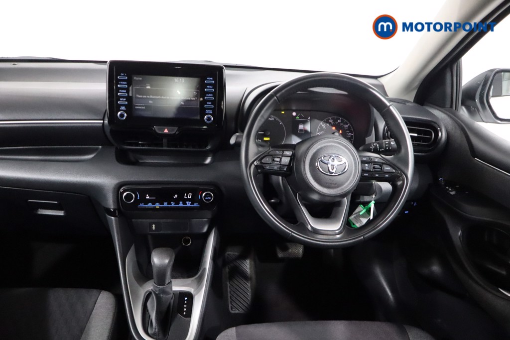 Toyota Yaris Icon Automatic Petrol-Electric Hybrid Hatchback - Stock Number (1547097) - 3rd supplementary image