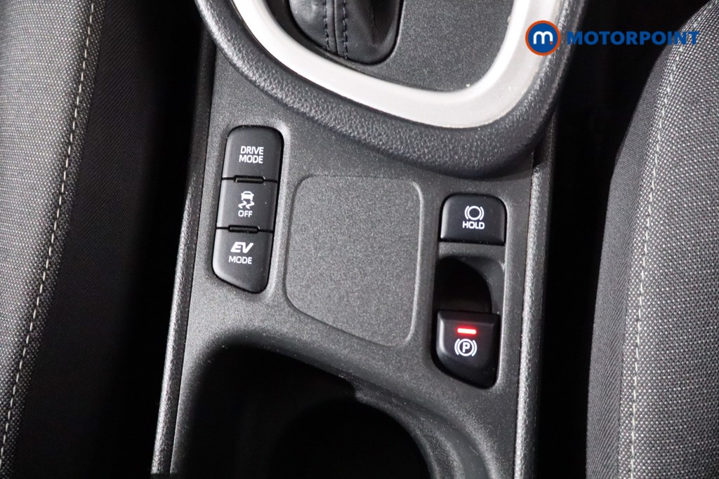 Toyota Yaris Icon Automatic Petrol-Electric Hybrid Hatchback - Stock Number (1547097) - 18th supplementary image