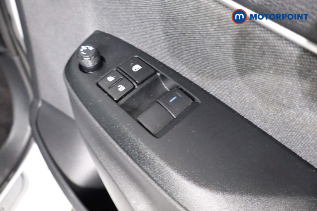 Toyota Yaris Icon Automatic Petrol-Electric Hybrid Hatchback - Stock Number (1547097) - 22nd supplementary image