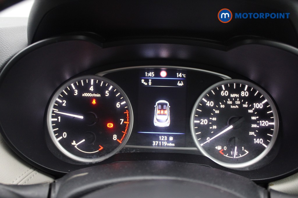 Nissan Micra Tekna Manual Petrol Hatchback - Stock Number (1547130) - 4th supplementary image