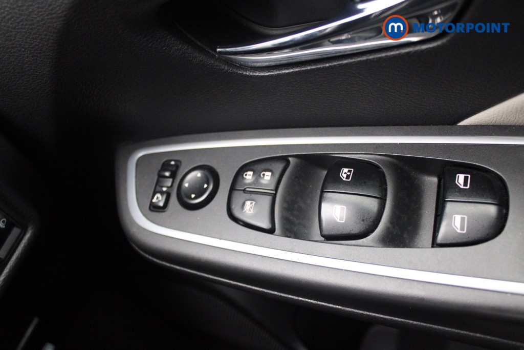 Nissan Micra Tekna Manual Petrol Hatchback - Stock Number (1547130) - 16th supplementary image