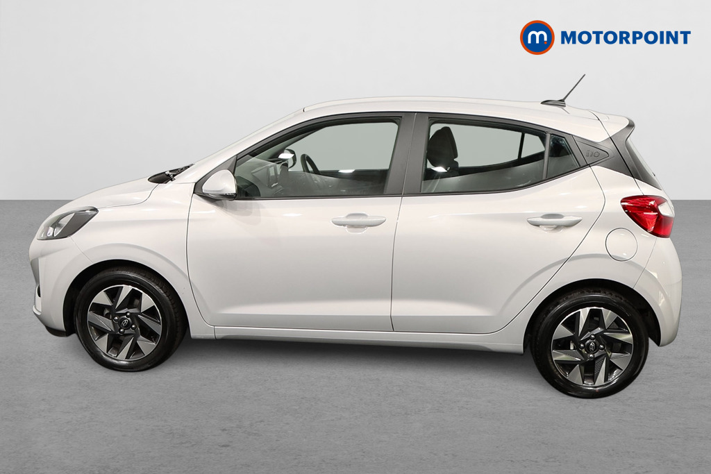 Hyundai I10 Advance Automatic Petrol Hatchback - Stock Number (1547258) - Passenger side