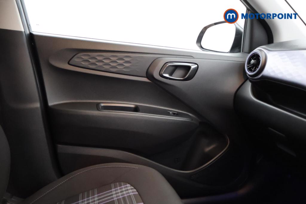Hyundai I10 Premium Automatic Petrol Hatchback - Stock Number (1547321) - 7th supplementary image