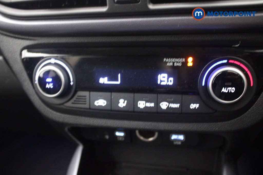 Hyundai I10 Premium Automatic Petrol Hatchback - Stock Number (1547334) - 10th supplementary image