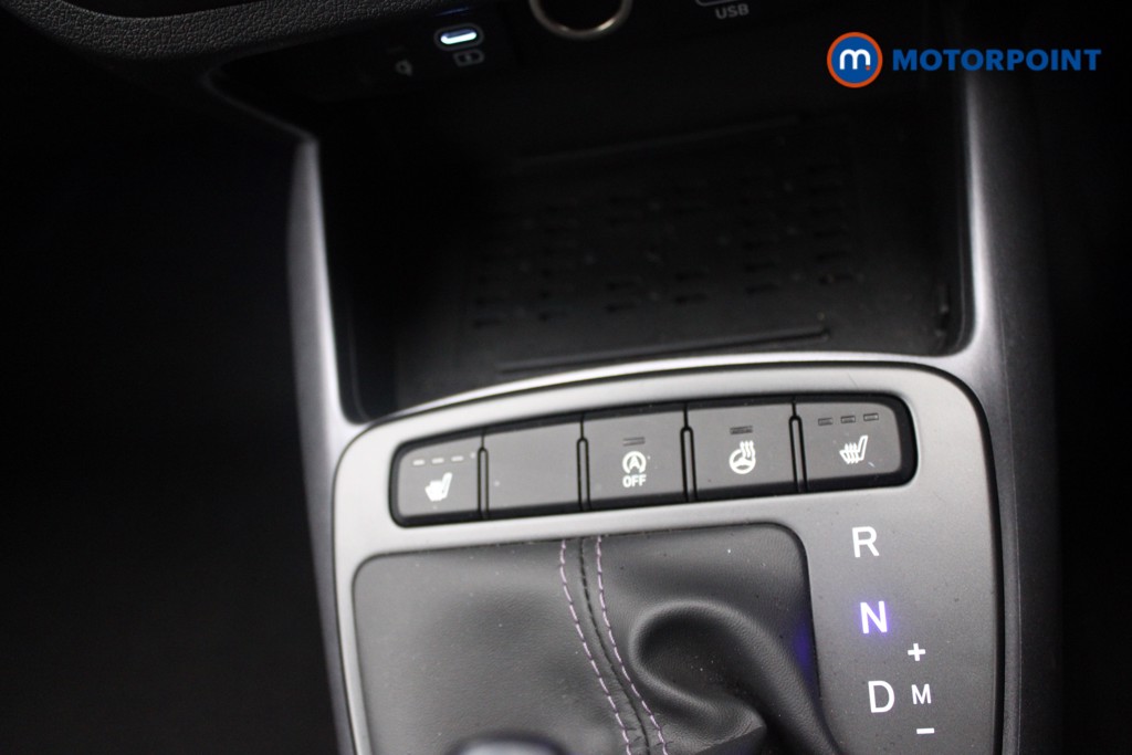 Hyundai I10 Premium Automatic Petrol Hatchback - Stock Number (1547339) - 11th supplementary image