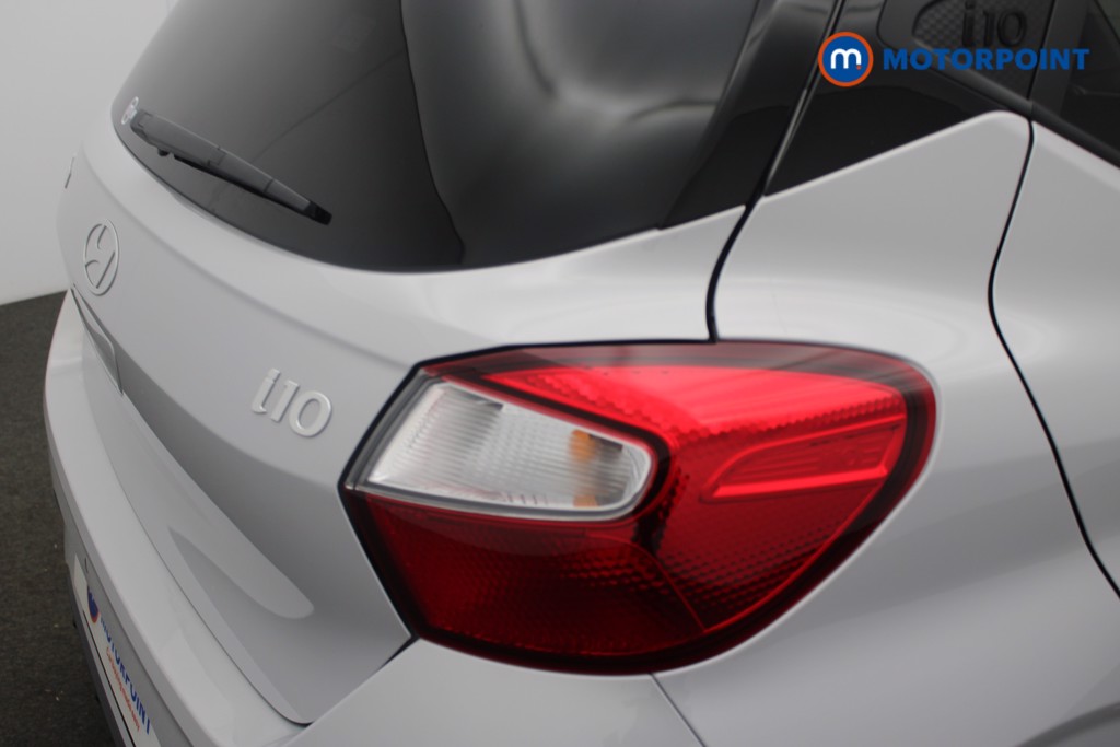 Hyundai I10 Premium Automatic Petrol Hatchback - Stock Number (1547339) - 21st supplementary image