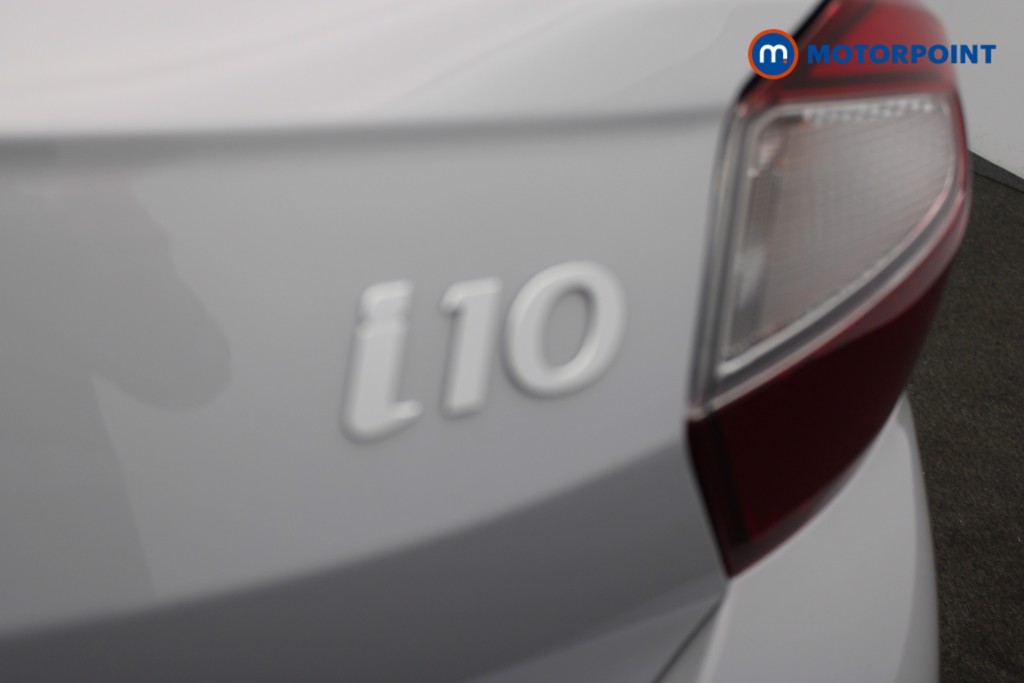 Hyundai I10 Premium Automatic Petrol Hatchback - Stock Number (1547339) - 23rd supplementary image
