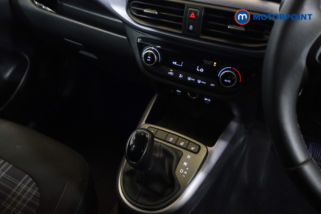 Hyundai I10 Premium Automatic Petrol Hatchback - Stock Number (1547569) - 4th supplementary image