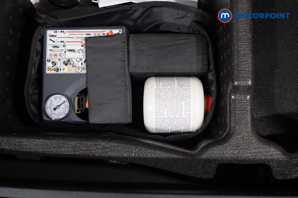 Hyundai Tucson Premium Manual Petrol SUV - Stock Number (1547602) - 29th supplementary image