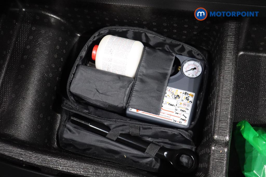 Hyundai Tucson Premium Automatic Petrol-Electric Hybrid SUV - Stock Number (1547608) - 29th supplementary image